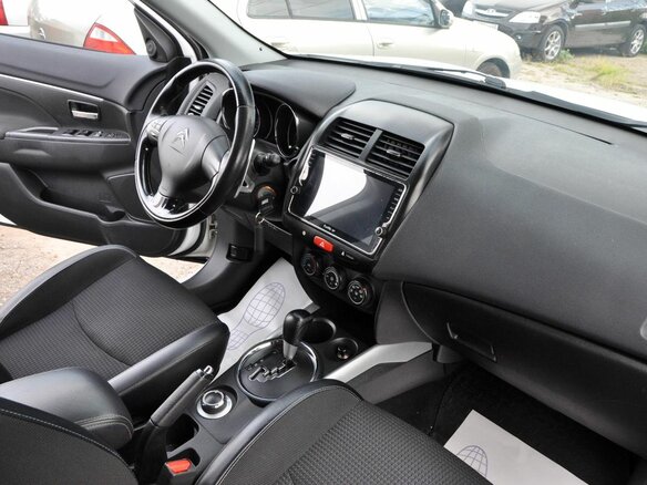 2014 Citroen C4 Aircross, белый, 1225000 рублей - вид 8
