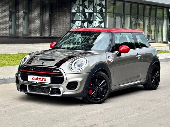 2017 Mini Hatch JCW III (F55/F56), серебристый, 2250000 рублей