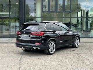 2019 BMW X5 30d IV (G05/G18), чёрный, 5399000 рублей, вид 5