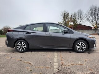 2018 Toyota Prius PHV ZVW52 Prime IV (XW50), серый, 1890000 рублей, вид 2
