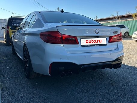 2019 BMW M5 Competition VI (F90), белый, 8050000 рублей, вид 5