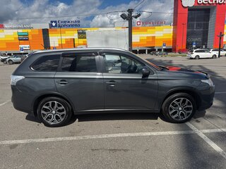 2014 Mitsubishi Outlander III Рестайлинг, серый, 1430000 рублей, вид 2