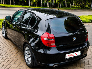 2011 BMW 1 серии 118i I (E81/E82/E87/E88) Рестайлинг, чёрный, 830000 рублей, вид 4