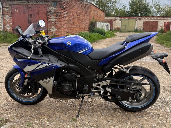 2009 Yamaha YZF-R1, синий, 1050000 рублей - вид 6