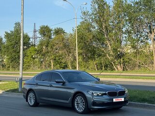 2018 BMW 5 серии 520d xDrive VII (G30/G31/G38), серый, 2520000 рублей, вид 5