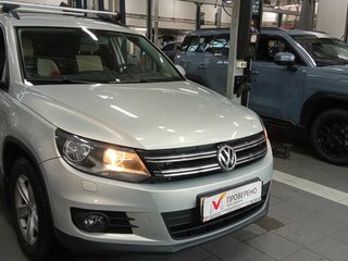 2013 Volkswagen Tiguan I Рестайлинг, серый, 1099000 рублей, вид 2