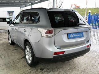 2013 Mitsubishi Outlander III, серебристый, 1405000 рублей, вид 3