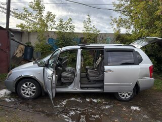2009 Kia Carnival Grand II, серый, 900000 рублей, вид 3