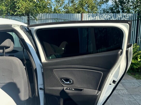 2011 Renault Megane III, белый - вид 17