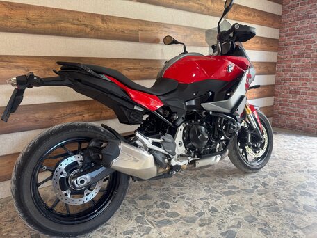 2019 BMW F 900 XR, красный, 930000 рублей, вид 5