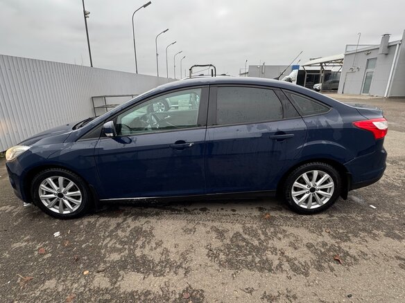 2011 Ford Focus III, синий, 650000 рублей - вид 2
