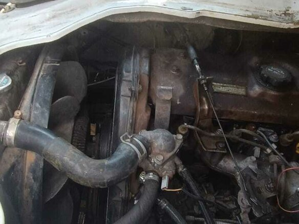 1992 Toyota Toyoace, белый, 400000 рублей - вид 10