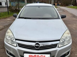 2008 Opel Astra H Рестайлинг, серебристый, 390000 рублей, вид 2