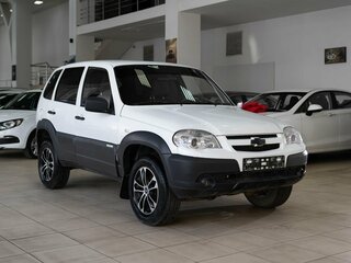 2014 Chevrolet Niva I Рестайлинг, белый, 500000 рублей, вид 1