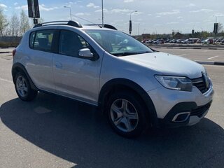 2020 Renault Sandero Stepway II Рестайлинг, серый, 1300000 рублей, вид 2