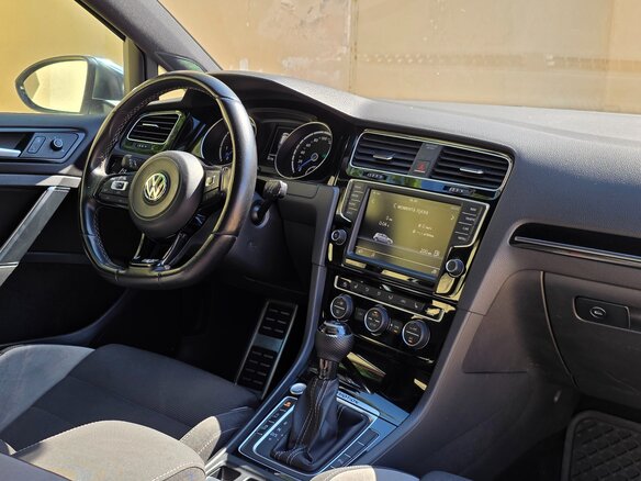 2014 Volkswagen Golf R VII, белый, 2998000 рублей - вид 37