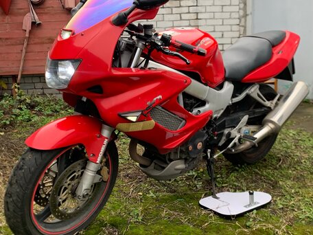 1997 Honda VTR 1000, красный, 300000 рублей, вид 2