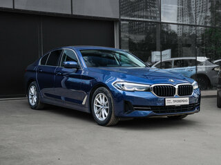2021 BMW 5 серии 520i VII (G30/G31/G38) Рестайлинг, синий, 3749000 рублей, вид 3