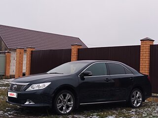 2012 Toyota Camry VII (XV50), чёрный, 1550000 рублей, вид 1