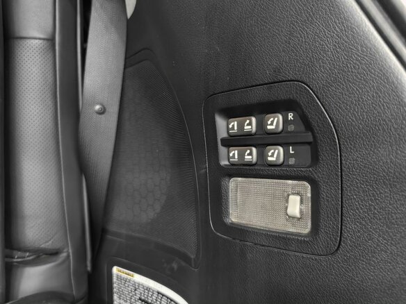 2011 Lexus LX 570 III, чёрный, 3400000 рублей - вид 27