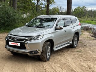 2016 Mitsubishi Pajero Sport III, серебристый, 3200000 рублей, вид 1