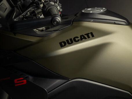 2025 Ducati Multistrada V2, зелёный, 2350000 рублей, вид 5