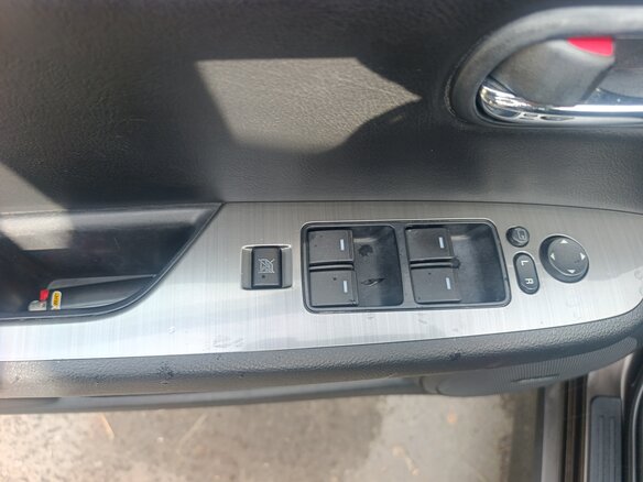2010 Mazda 6 II (GH) Рестайлинг, коричневый, 1100000 рублей - вид 11