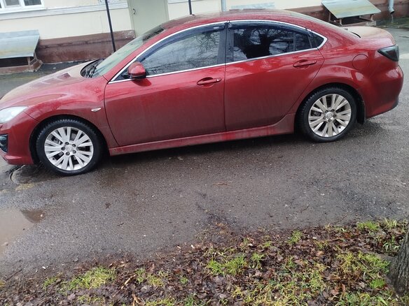 2011 Mazda 6 II (GH) Рестайлинг, красный, 950000 рублей - вид 3