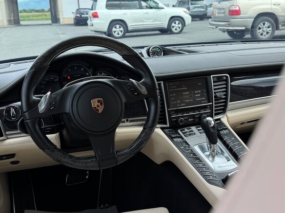 2015 Porsche Panamera 4 I Рестайлинг, чёрный, 3900000 рублей - вид 14