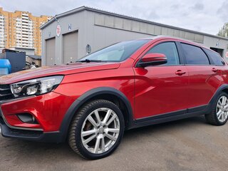 2020 Lada (ВАЗ) Vesta SW Cross I, красный, 1000000 рублей, вид 1