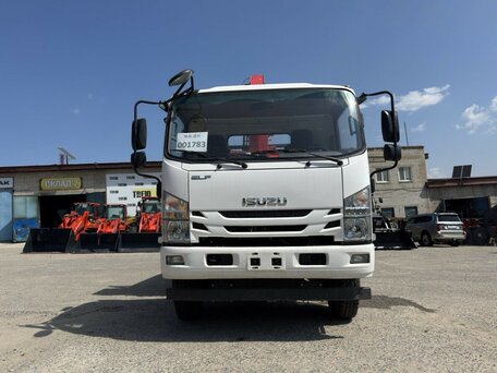 2026 Isuzu Elf (N-series), красный, 9782000 рублей, вид 4