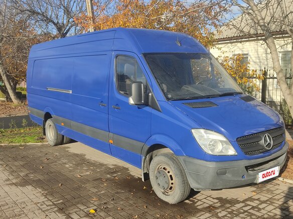 2010 Mercedes-Benz Sprinter, синий, 1700000 рублей - вид 3