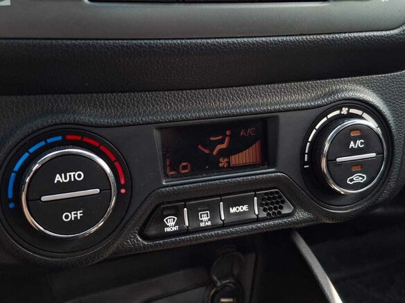 2012 Kia Rio 4-speed III, красный, 640000 рублей - вид 17