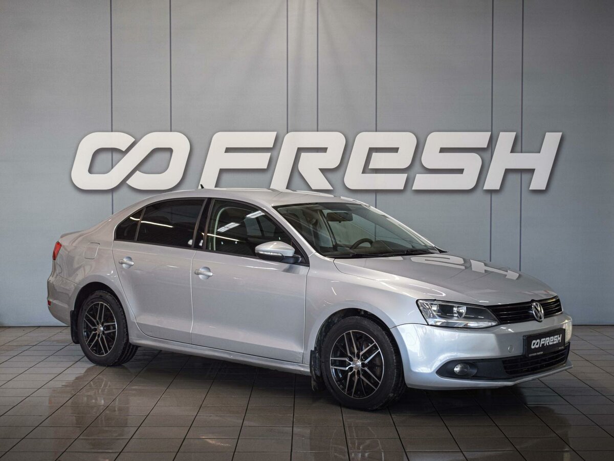 Открыть фотографии: Volkswagen Jetta VI