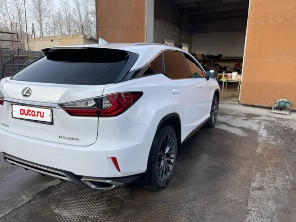 2017 Lexus RX 200t IV, белый, 3799999 рублей - вид 6