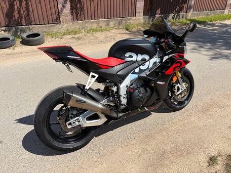 2021 Aprilia RSV4, чёрный, 1530000 рублей, вид 4