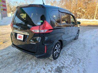 2017 Honda Freed II, чёрный, 1500000 рублей, вид 3