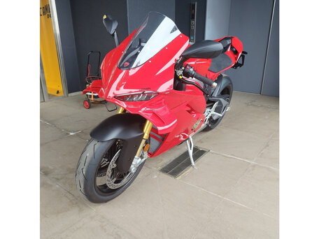 2025 Ducati Panigale V4, красный, 3300000 рублей, вид 4