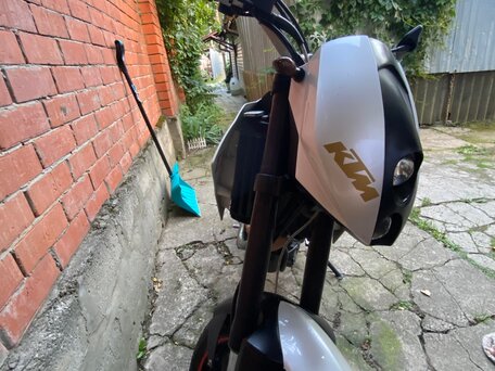 2004 KTM 640 Duke, белый, 300000 рублей, вид 2
