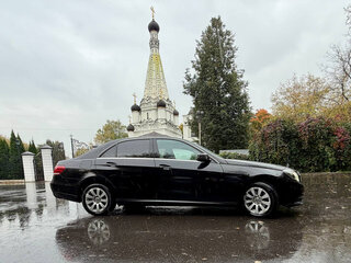 2014 Mercedes-Benz E-Класс 200 IV (W212, S212, C207) Рестайлинг, чёрный, 1900000 рублей, вид 3