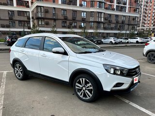 2019 Lada (ВАЗ) Vesta SW Cross I, белый, 920000 рублей, вид 2