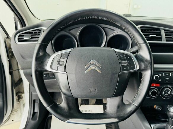 2011 Citroen C4 II, белый, 499999 рублей - вид 5