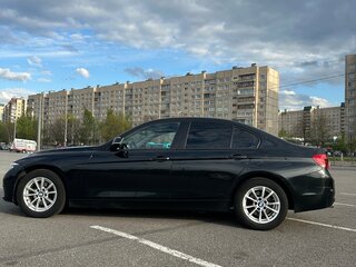 2017 BMW 3 серии 320i VI (F3x) Рестайлинг, чёрный, 1950000 рублей, вид 4