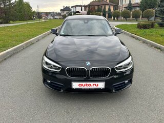 2019 BMW 1 серии 120d II (F20/F21) Рестайлинг 2, чёрный, 2300000 рублей, вид 2