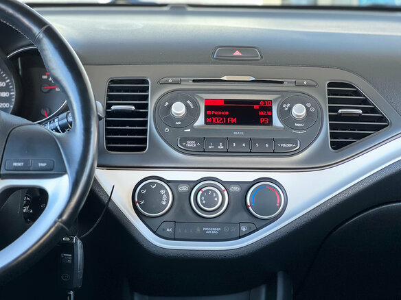 2015 Kia Picanto II, красный, 1049000 рублей - вид 6