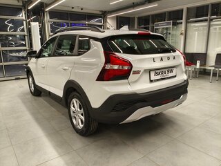 2026 Lada (ВАЗ) Iskra SW Cross, белый, 1657000 рублей, вид 4