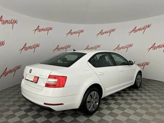 2019 Skoda Octavia III (A7) Рестайлинг, белый, 1485000 рублей, вид 5