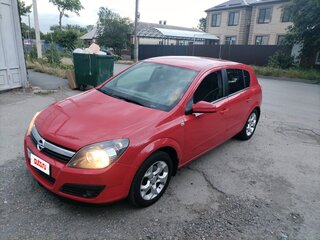 2006 Opel Astra H Рестайлинг, красный, 485000 рублей, вид 3