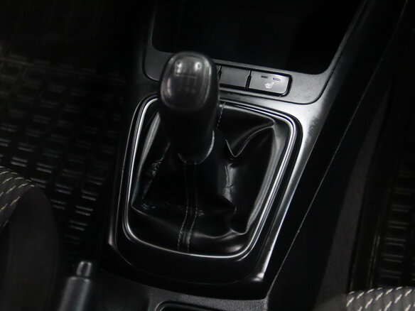 2018 Kia Rio X-Line IV, серебристый, 1180170 рублей - вид 17