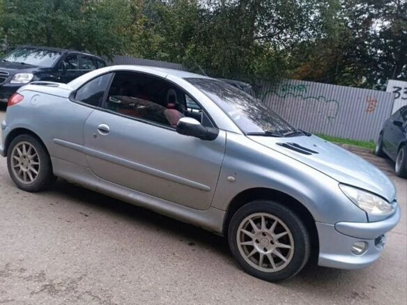 2003 Peugeot 206, серебристый, 550000 рублей - вид 5